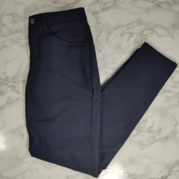 Vuori Men's Meta Pant in Navy Size 28 - Picture 1 of 6